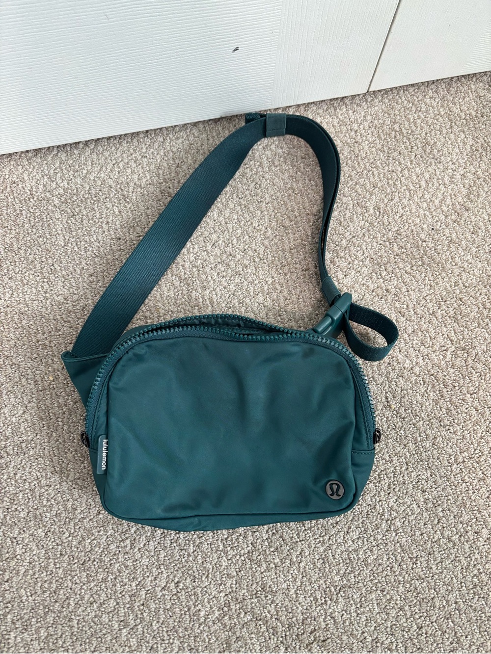 lululemon athletica Deep Teal Belt Bag